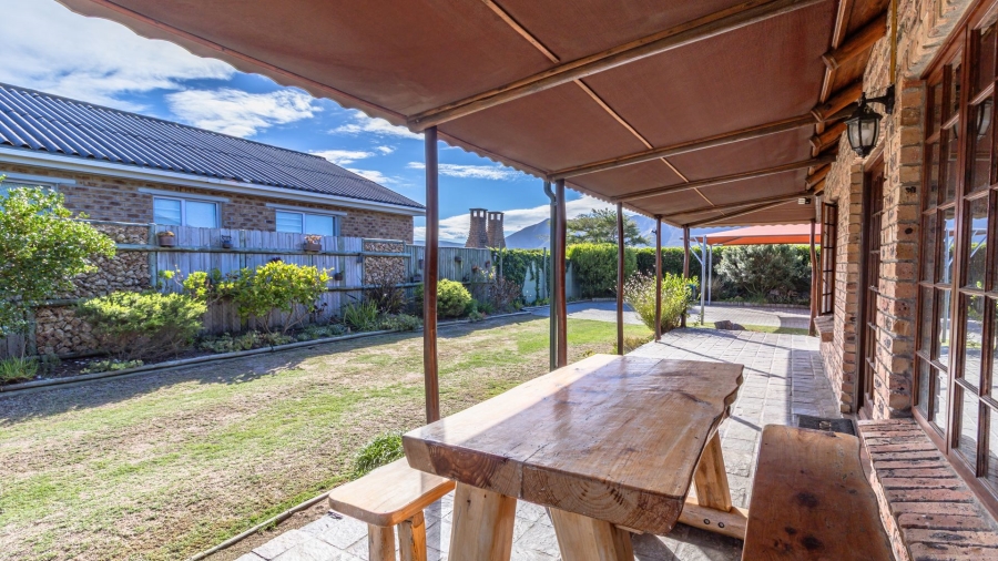 2 Bedroom Property for Sale in De Kelders Western Cape
